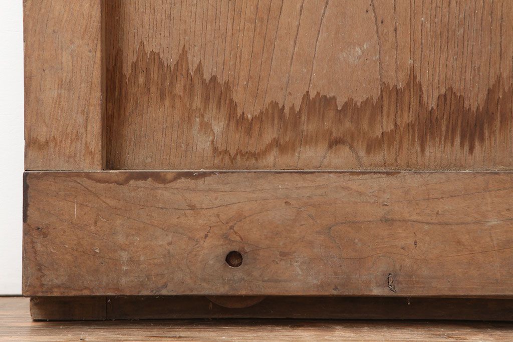 アンティーク建具　和製アンティーク　総ケヤキ材　風格漂う格子蔵戸(玄関戸、引き戸)(R-037035)