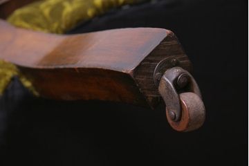 アンティーク家具　イギリスアンティーク　マホガニー材　お部屋をクラシカルに彩るシェーズロング(ソファ、カウチ)(R-037036)