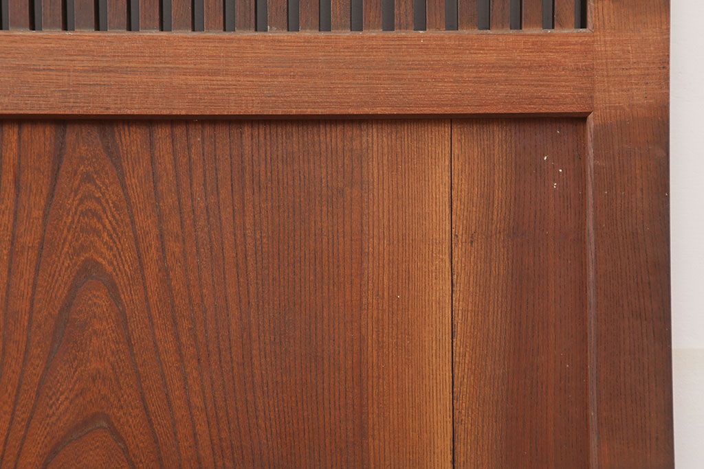 アンティーク建具　和製アンティーク　総ケヤキ材　風格漂う格子蔵戸(玄関戸、引き戸)(R-037039)