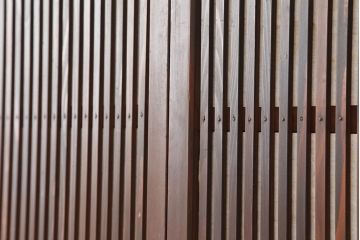 アンティーク建具　大正昭和初期　和モダンにもマッチ!桟が上品な裏障子付き格子戸4枚セット(ガラス帯戸、引き戸)(R-037042)