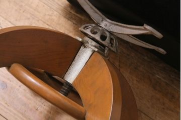 ビンテージ家具　昭和中期　昭和レトロな回転チェア(回転椅子、ドクターチェア、アームチェア、ワークチェア)(R-037044)