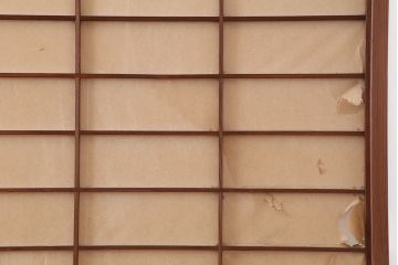 アンティーク建具　昭和初期　摺り上げ　　腰板杉材　うずら杢　風情あるインテリアにおすすめな雪見障子戸4枚セット(建具、擦り上げ障子戸、擦上障子戸、引き戸)(R-037052)