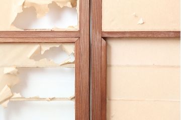 アンティーク建具　昭和初期　摺り上げ　　腰板杉材　うずら杢　風情あるインテリアにおすすめな雪見障子戸4枚セット(建具、擦り上げ障子戸、擦上障子戸、引き戸)(R-037052)