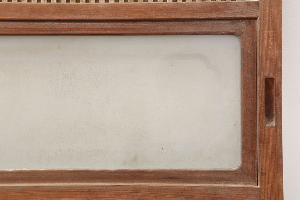 アンティーク建具　腰板ケヤキ材　裏ガラス入り　上手物!和モダンスタイルにおすすめな格子戸2枚セット(ガラス帯戸、建具、引き戸)(R-037061)