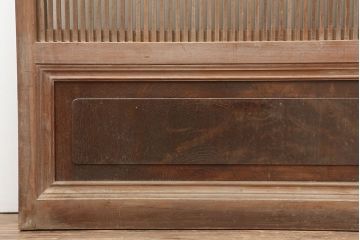 アンティーク建具　腰板ケヤキ材　裏ガラス入り　上手物!和モダンスタイルにおすすめな格子戸2枚セット(ガラス帯戸、建具、引き戸)(R-037061)