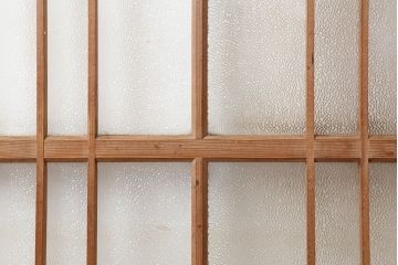 アンティーク建具　昭和初期　腰板ケヤキ材　上手物!レトロな雰囲気漂うガラス戸3枚セット(建具、引き戸)(R-037076)