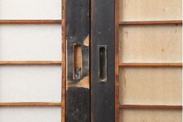 アンティーク建具　明治期　裏障子付き!黒い木枠がモダンな格子帯戸3枚セット(引き戸、建具)(R-037077)