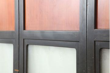 アンティーク建具　大正昭和初期　黒塗りの木枠がアクセントのガラス帯戸4枚セット(引き戸、建具)(R-037082)