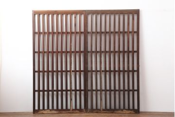 アンティーク建具　大正昭和初期　粋な風情のある荒格子戸2枚セット(格子戸、引き戸、建具)(R-037084)