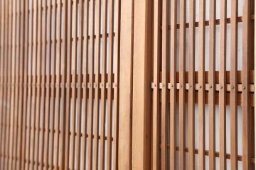 アンティーク建具　昭和初期　裏障子枠付き　細かな桟が美しい格子戸2枚セット(建具、引き戸)(R-037087)
