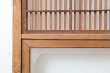 アンティーク建具　昭和初期　裏障子枠付き　細かな桟が美しい格子戸2枚セット(建具、引き戸)(R-037087)