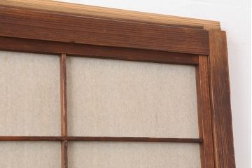 アンティーク建具　昭和初期　裏障子付き　縦桟が上品な雰囲気を醸し出す格子戸2枚セット(建具、引き戸)(R-037095)
