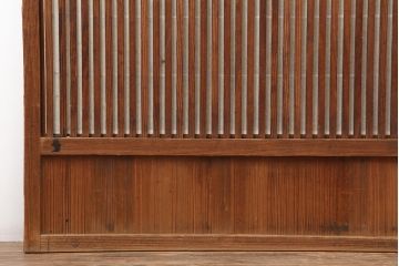 アンティーク建具　昭和初期　裏障子付き　縦桟が上品な雰囲気を醸し出す格子戸2枚セット(建具、引き戸)(R-037095)
