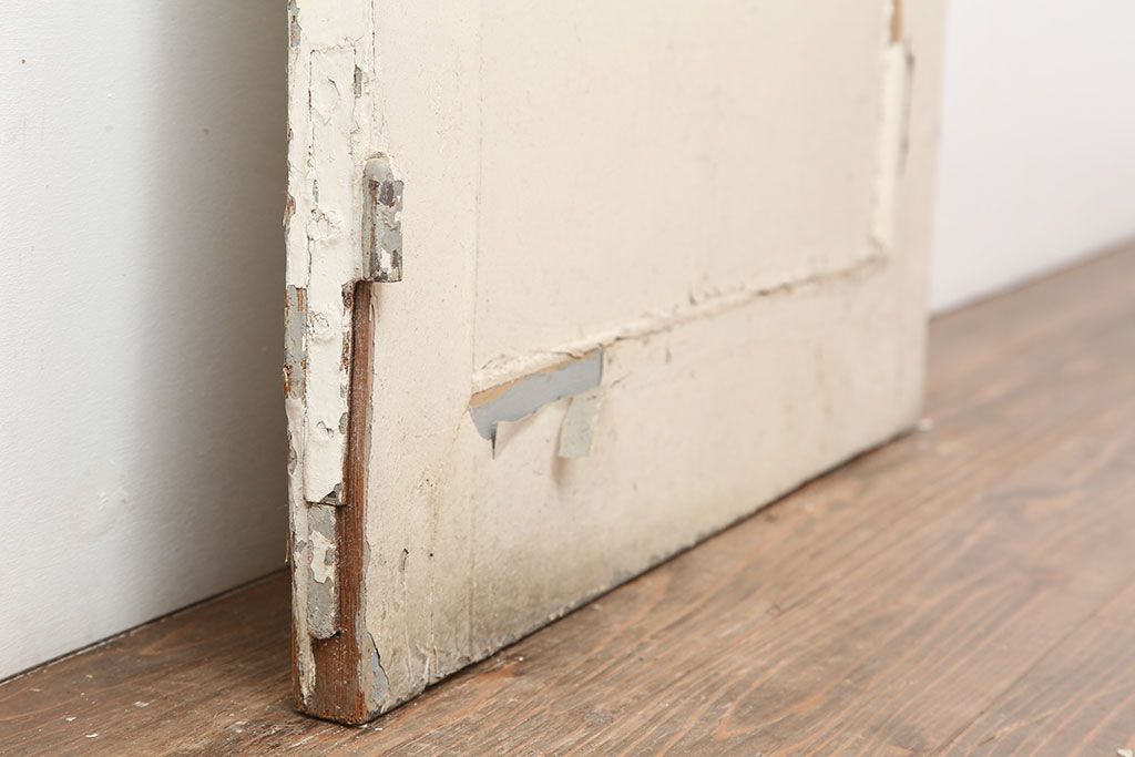 アンティーク建具　フランスアンティーク　ガラス入り　素朴な風合いのホワイトペイントが素敵な木製ドア(扉、建具)(R-037119)