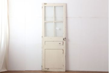 アンティーク建具　フランスアンティーク　ガラス入り　素朴な風合いのホワイトペイントが素敵な木製ドア(扉、建具)(R-037119)