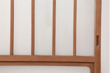 アンティーク建具　和製アンティーク　大正期　縦桟が入ったシンプルな木製フレームのガラス戸2枚セット(窓、引き戸)(R-037121)