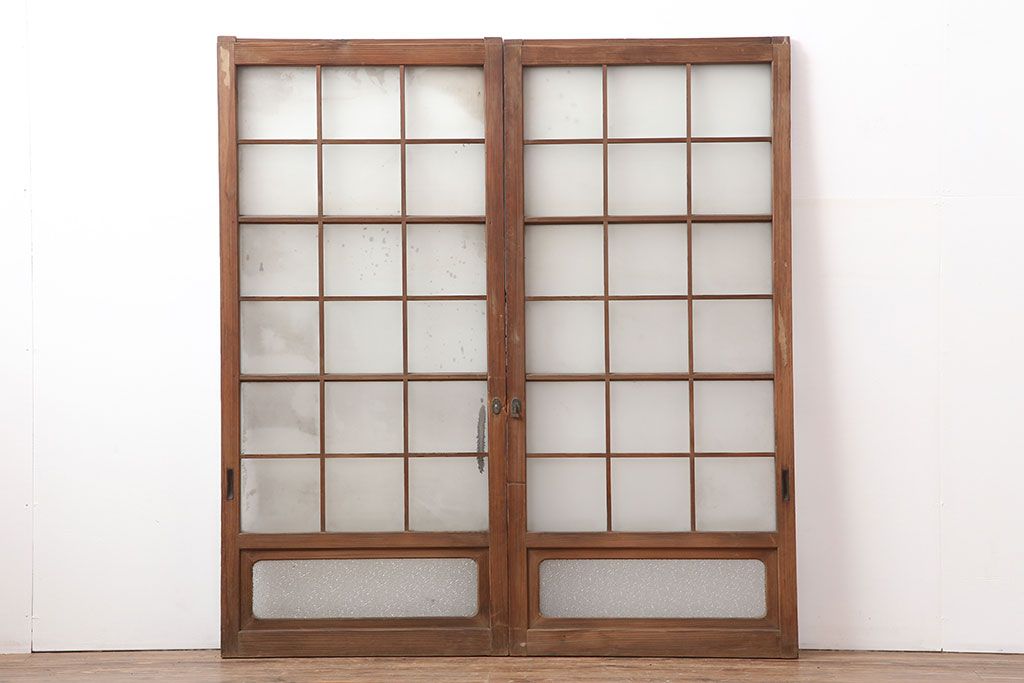 アンティーク家具　和製アンティーク　昭和初期　レトロスタイルにおすすめのガラス戸2枚セット(窓、引き戸、建具)(R-037122)