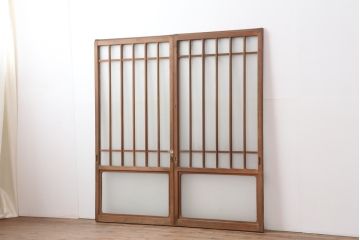 レトロ建具　昭和レトロ　昭和初期　懐かしい雰囲気のガラス戸2枚セット(窓、引き戸)(R-037123)