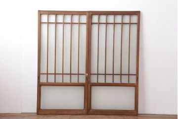 レトロ建具　昭和レトロ　昭和初期　懐かしい雰囲気のガラス戸2枚セット(窓、引き戸)(R-037123)