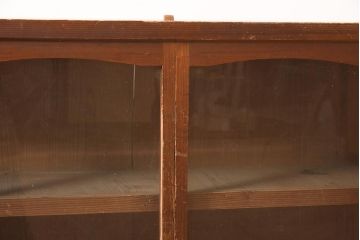 アンティーク家具　昭和初期　シンプルレトロなリビングボード(飾り棚、戸棚、収納棚)(R-037130)