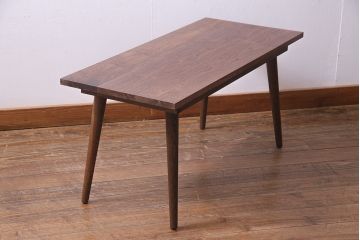 中古　ウォールナット天板　脚付きリメイク　シンプルで取り入れやすいセンターテーブル・大(ローテーブル)(R-037140)
