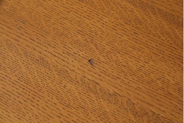 アンティーク家具　イギリスアンティーク　E.GOMME社　オーク材　堂々とした佇まいと温かみのある雰囲気が魅力のサイドボード(キャビネット、収納棚)