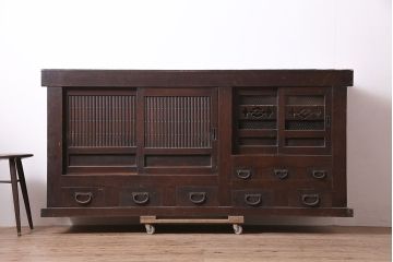 アンティーク家具　明治大正期　丸桟引き戸の六尺水屋箪笥サイドボード(テレビ台、収納棚)(R-037152)
