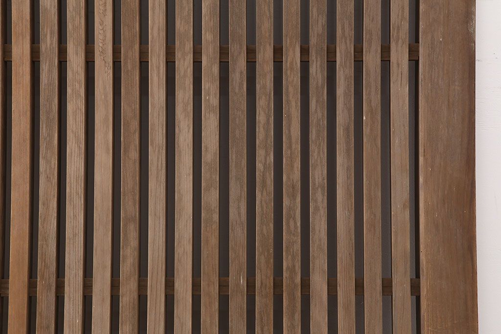 アンティーク建具　和製アンティーク　ヒノキ材　風格漂う格子蔵戸(玄関戸、引き戸)(R-037161)