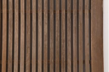 アンティーク建具　和製アンティーク　ヒノキ材　風格漂う格子蔵戸(玄関戸、引き戸)(R-037161)