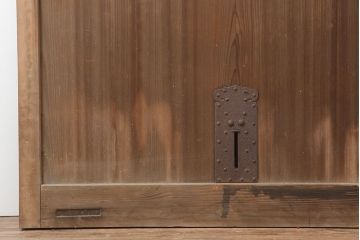 アンティーク建具　和製アンティーク　ヒノキ材　風格漂う格子蔵戸(玄関戸、引き戸)(R-037161)