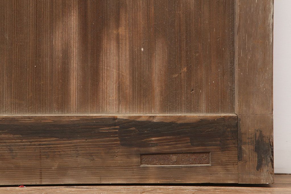 アンティーク建具　和製アンティーク　ヒノキ材　風格漂う格子蔵戸(玄関戸、引き戸)(R-037161)