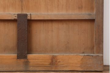 アンティーク建具　和製アンティーク　ヒノキ材　風格漂う格子蔵戸(玄関戸、引き戸)(R-037161)