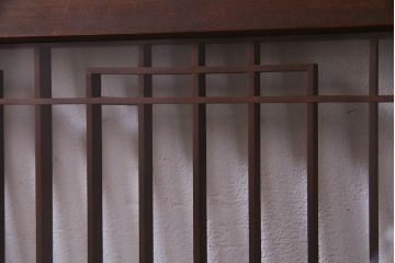 アンティーク家具　ラフジュ工房オリジナル　古建具リメイク　組子の引き戸がお洒落なキャビネット(書院戸、収納棚)