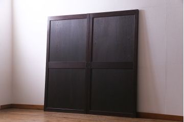 アンティーク建具　明治期　ケヤキ材・栗材　しっとりとした雰囲気漂う上手物の板戸2枚セット(建具、引き戸)