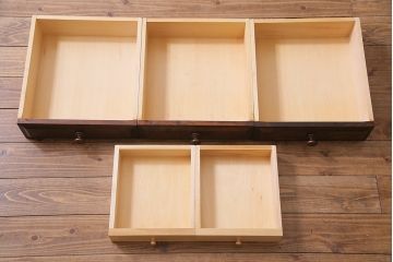 中古　リメイク　北海道民芸　モールガラスがアクセントになったローボード(テレビ台、収納棚、サイドボード)