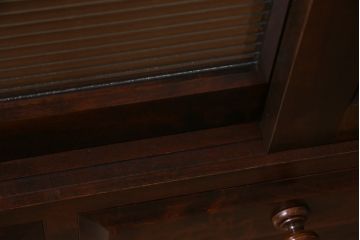 中古　リメイク　北海道民芸　モールガラスがアクセントになったローボード(テレビ台、収納棚、サイドボード)