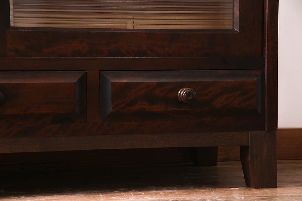 中古　リメイク　北海道民芸　モールガラスがアクセントになったローボード(テレビ台、収納棚、サイドボード)