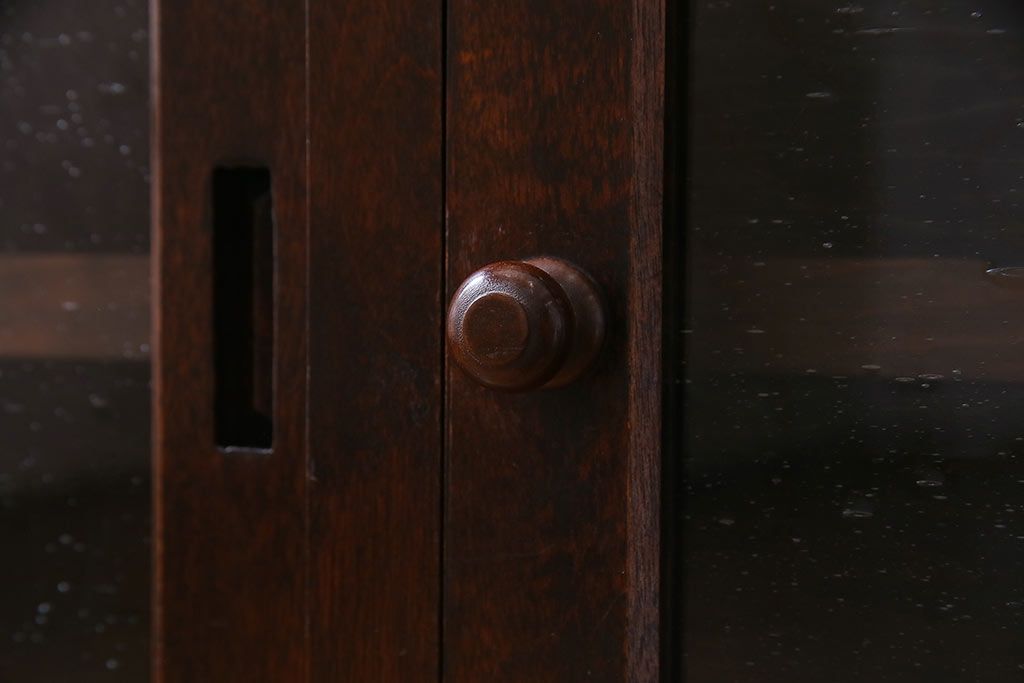 リメイク家具　松本民芸　シックな佇まいが魅力的な脚付きローボード(テレビ台、リビングボード)(R-037178)