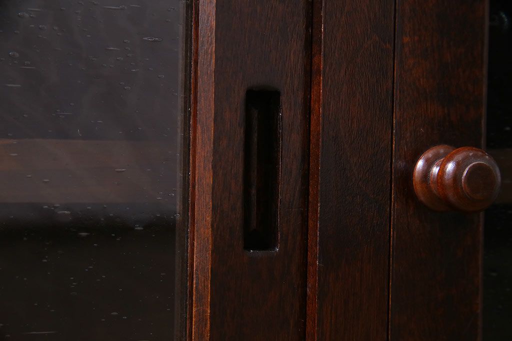 リメイク家具　松本民芸　シックな佇まいが魅力的な脚付きローボード(テレビ台、リビングボード)(R-037178)