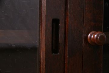 リメイク家具　松本民芸　シックな佇まいが魅力的な脚付きローボード(テレビ台、リビングボード)(R-037178)