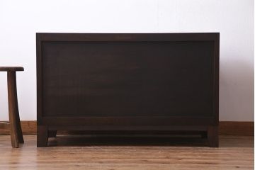 リメイク家具　松本民芸　シックな佇まいが魅力的な脚付きローボード(テレビ台、リビングボード)(R-037178)