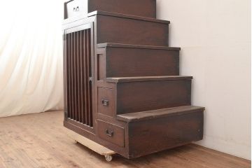 アンティーク家具　和製アンティーク　明治期　ヒノキ材　幅せま!和の雰囲気たっぷりの階段箪笥(和箪笥)(R-037180)