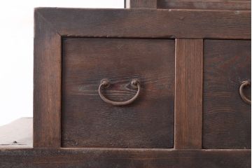 アンティーク家具　明治期　三方ケヤキ材　上手物　和の情緒あふれる階段箪笥(R-037181)