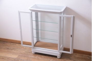 アンティーク家具　ペイント家具　フレンチグレーが可愛らしいガラスケース(ショーケース、陳列棚、飾り棚)