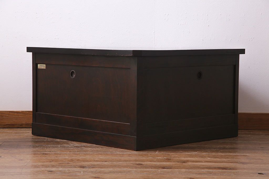 中古　北海道民芸家具　シックな雰囲気が素敵なコーナーボード(テレビ台、ローボード)