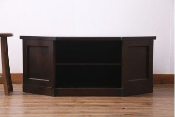 中古　北海道民芸家具　シックな雰囲気が素敵なコーナーボード(テレビ台、ローボード)