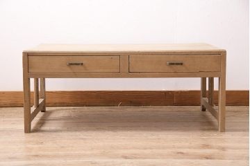 アンティーク家具　昭和初期　ストリップド(剥離)　ナラ材　花の透かし彫りが可憐な雰囲気の文机(ローテーブル)(R-037206)