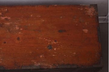 アンティーク家具　ヒノキ材　観音開き扉　趣たっぷりの衣装箪笥(ローボード、ローチェスト、引き出し)(R-037210)