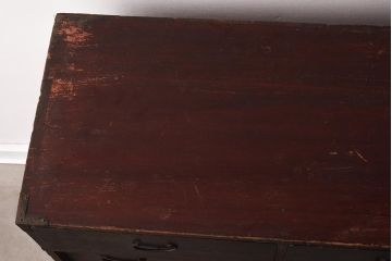 アンティーク家具　細身の引手がすっきりとした印象を与える衣装箪笥(引き出し)(R-037211)