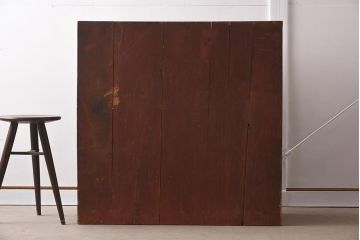 アンティーク家具　細身の引手がすっきりとした印象を与える衣装箪笥(引き出し)(R-037211)